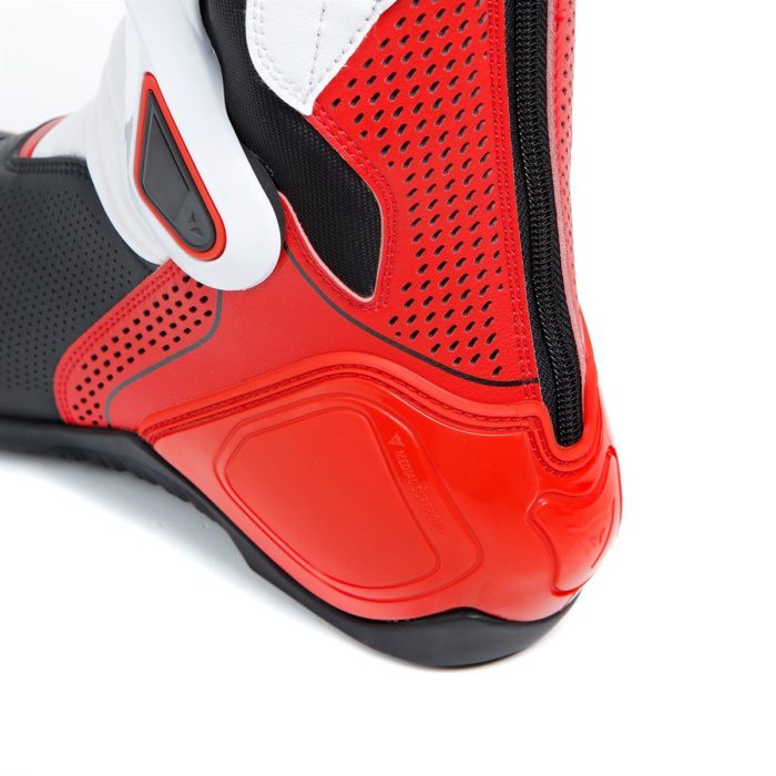 Dainese Nexus 2 Air Motosiklet Botu – Siyah/Beyaz/Kırmızı